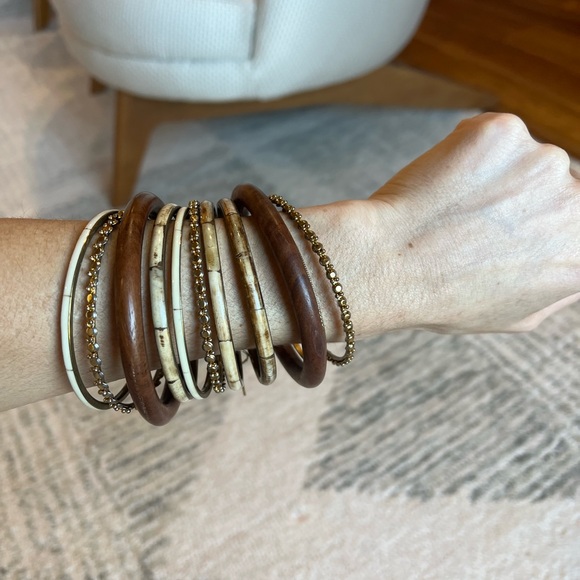 Cara NY Gold, Brown and Ivory Bangle Bracelet Set of 23 Individual Bracelets - Picture 4 of 4